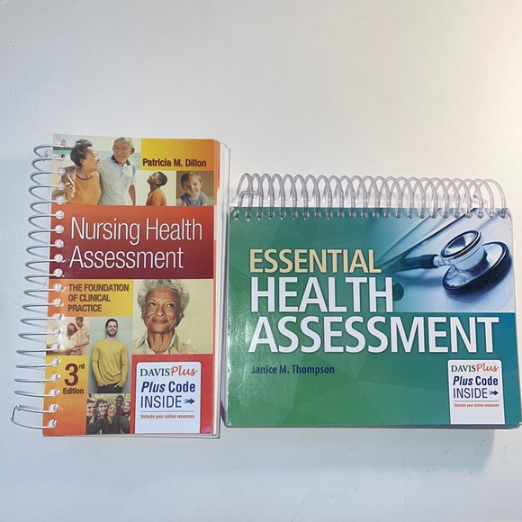 Nursing health assessment textbooks - Picture 1 of 5